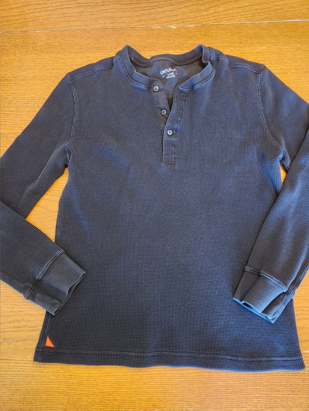 UNTUCKit Black Waffle Henley V-Neck Shirt